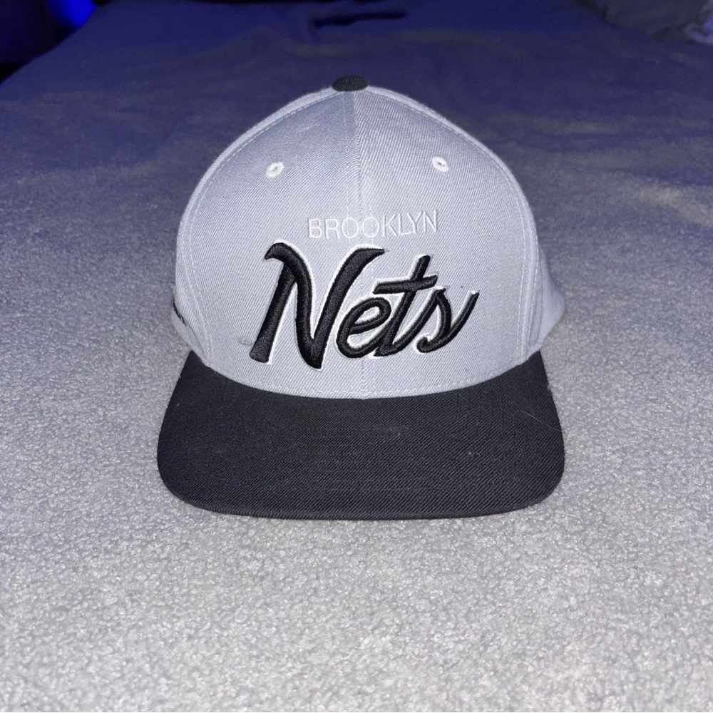 Brooklyn Nets Gray and Black hat